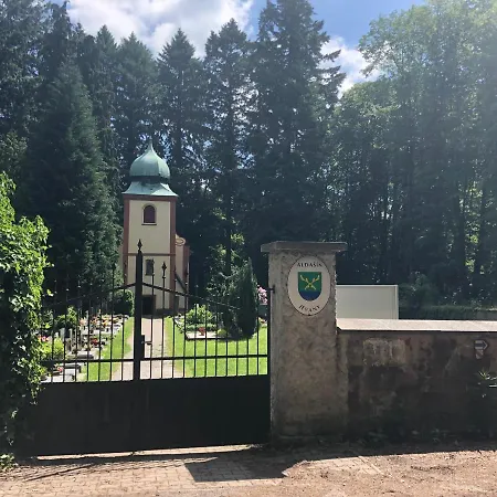 Apartmany Jevany Lejlighed